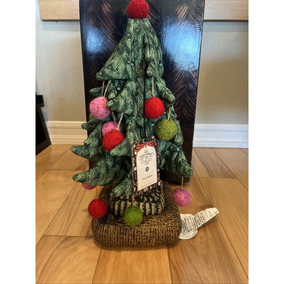 NEW‎ John Derian X Target 19"X12" Christmas Tree Pillow Sculpture 2025 - Picture 6 of 9